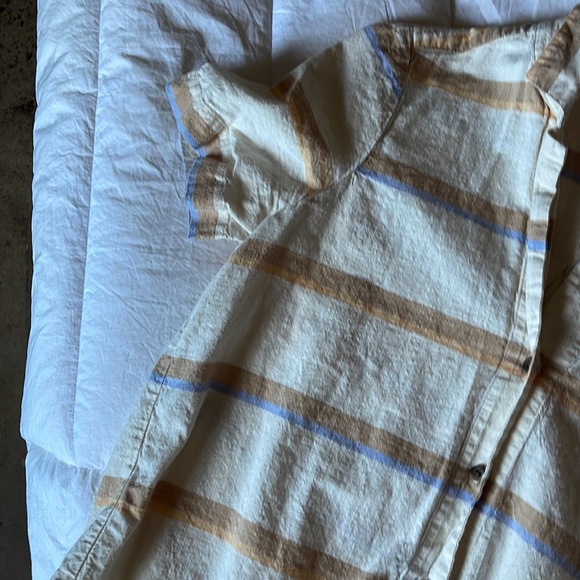 Madewell Linen Shirt - Picture 4 of 6